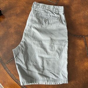Kenneth cole bermudas